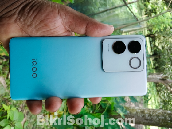 IQoo z7 pro [8+256]5g